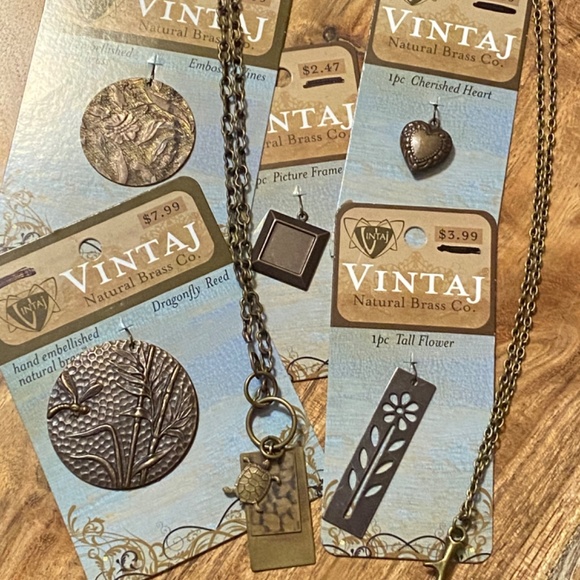 Vintaj Brass findings & necklace lot - Picture 2 of 16